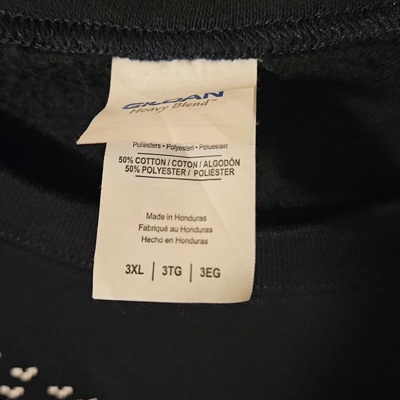 I Just Want To Drink Wine And Pet My Dog Sweatshirt - Picture 2 of 4